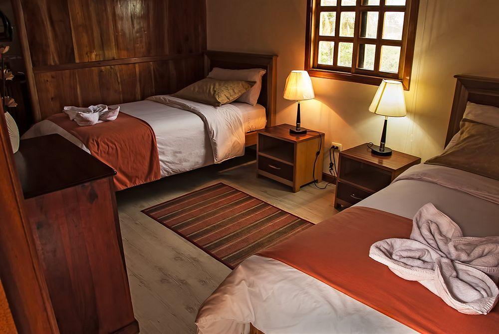 The Wooden House Hotel Пуэрто-Вильямиль Экстерьер фото