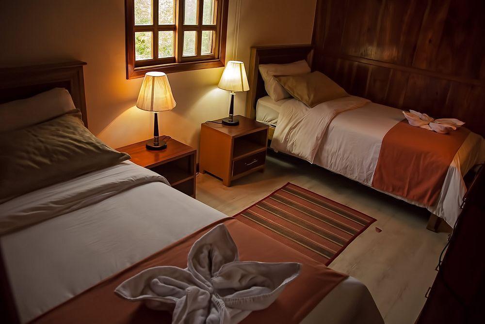 The Wooden House Hotel Пуэрто-Вильямиль Экстерьер фото