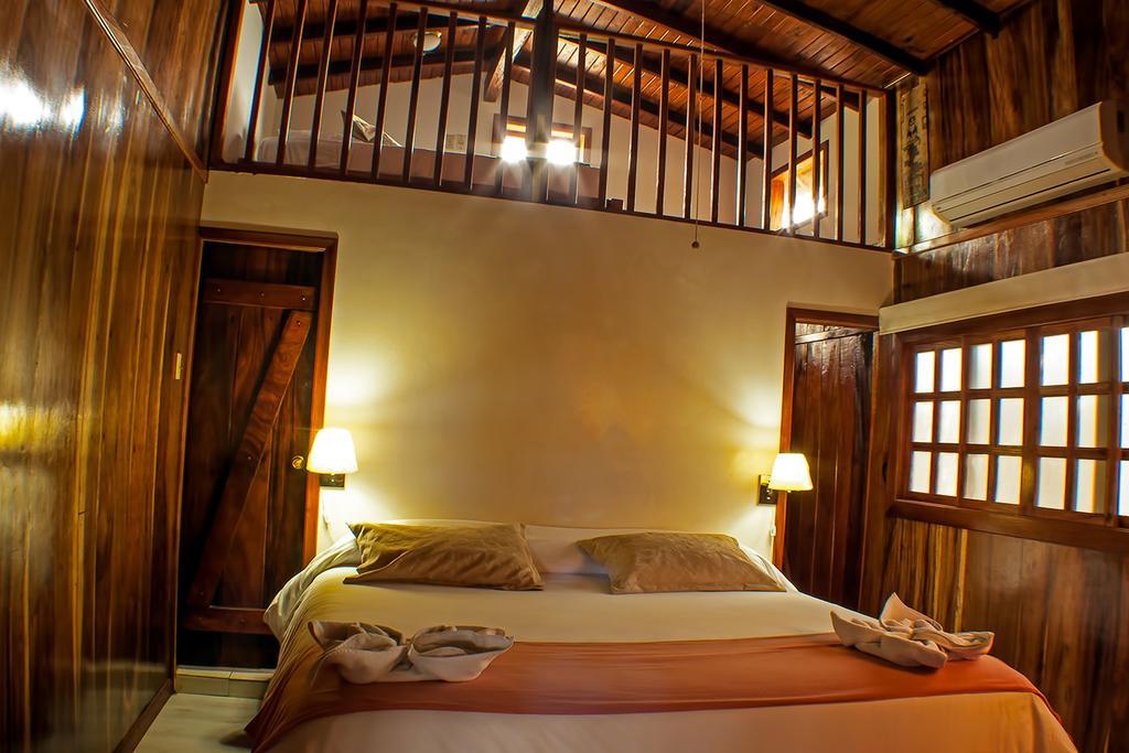 The Wooden House Hotel Пуэрто-Вильямиль Экстерьер фото