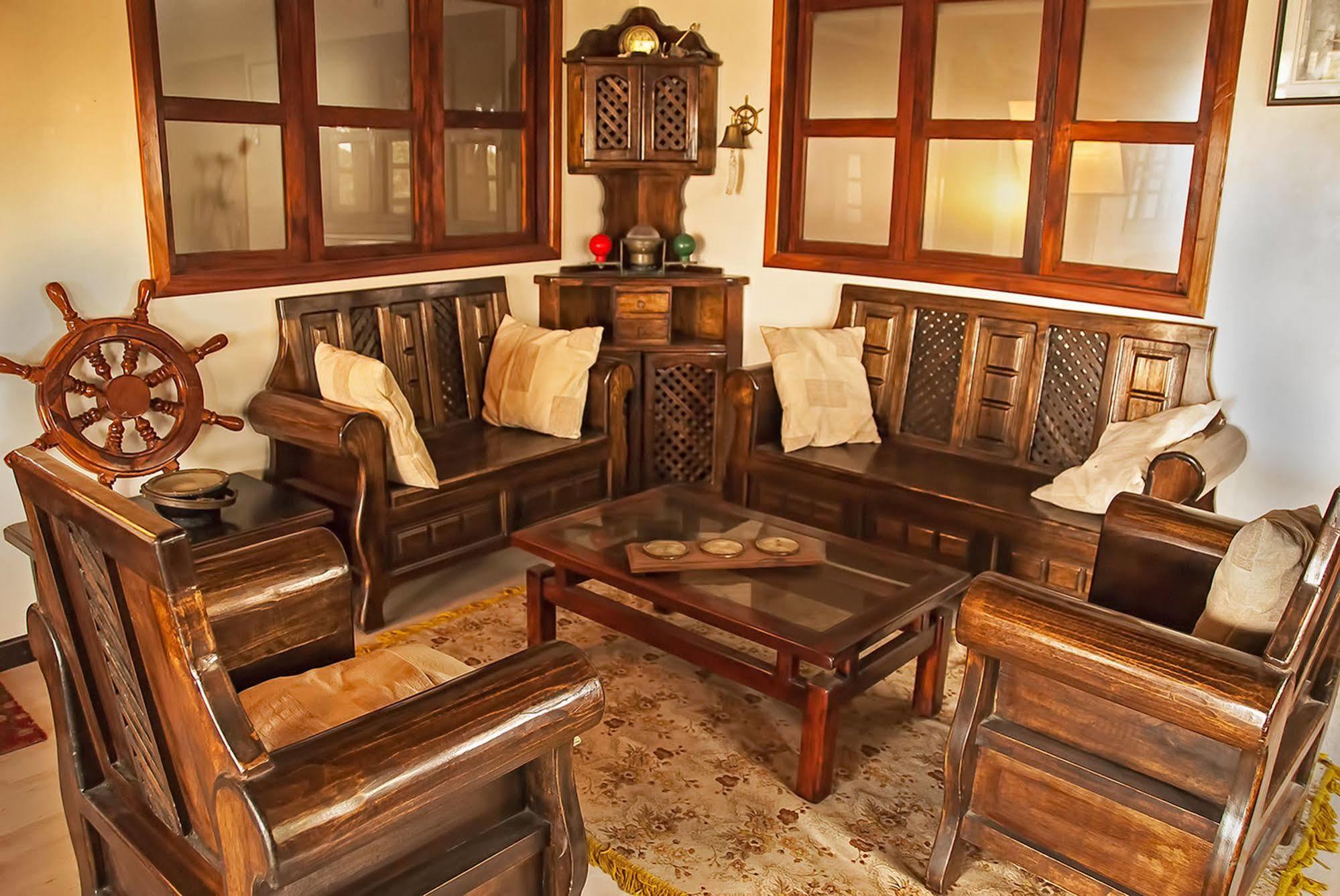 The Wooden House Hotel Пуэрто-Вильямиль Экстерьер фото